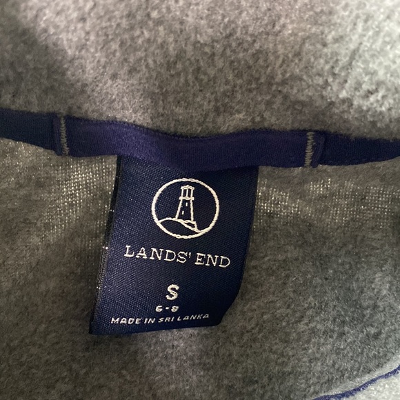 Gray women’s Lands’ End vest size s - Picture 3 of 3